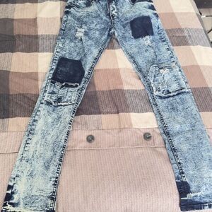 Men's Distressed Blue Jeans